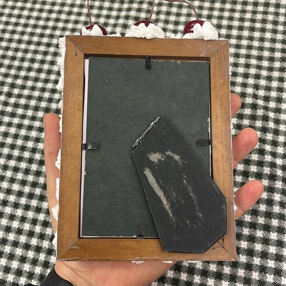 Handmade cake frame - Picture 3 of 3